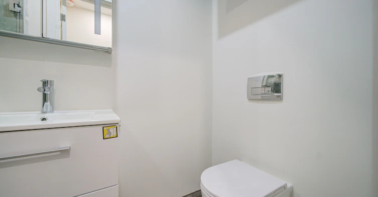 UNIT 5-78 Gladstone Avenue, Toronto, ON, M6J 3K8 - 5