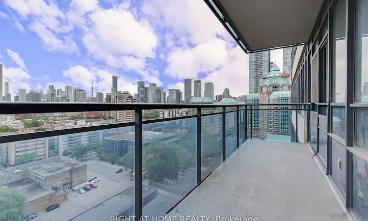 1405-28 Linden Street