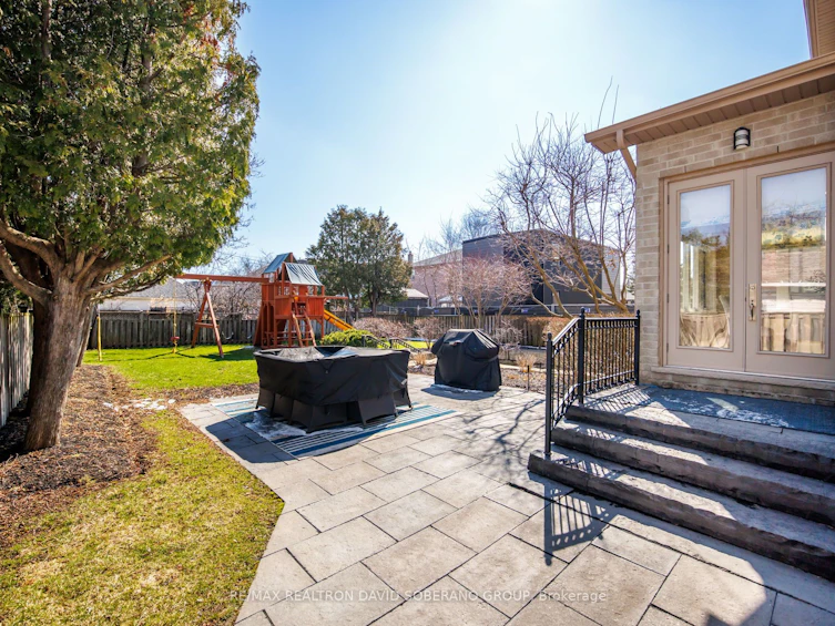 3 Dunsmore Gardens, Toronto, ON, M3H 3M1 - 43