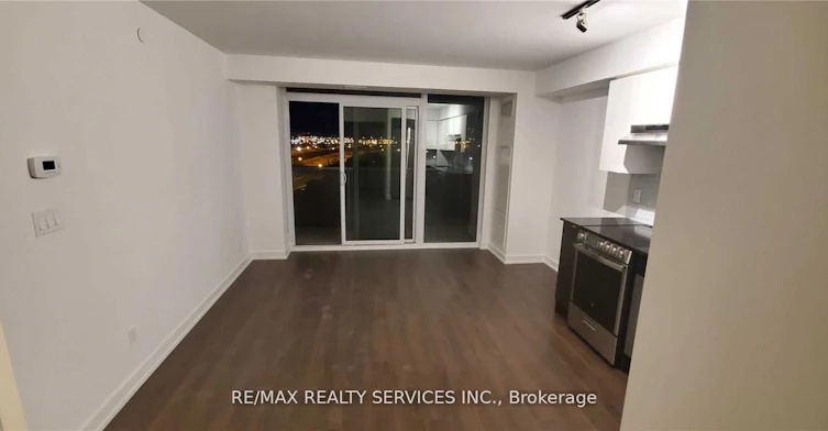 906-120 Varna Drive, Toronto, ON, M6A 2M1 - 10