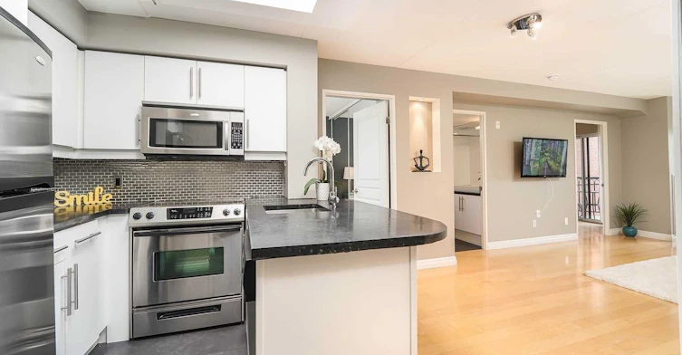 4-1174 Yonge Street, Toronto, ON, M4W 2L9 - 5