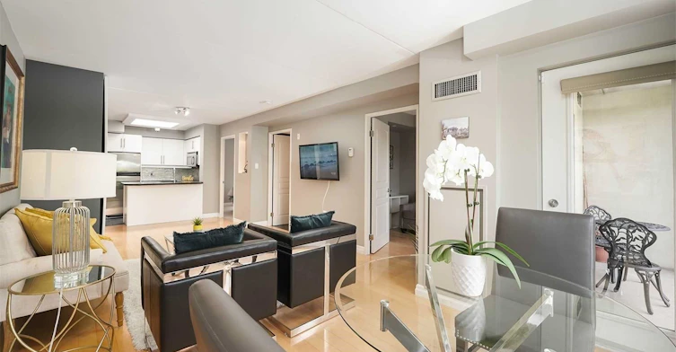 4-1174 Yonge Street, Toronto, ON, M4W 2L9 - 9