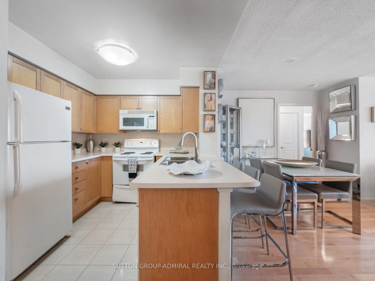 1103-4978 Yonge Street, Toronto, ON, M2N 7G8 - 6