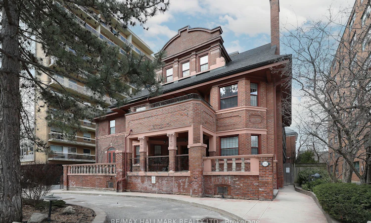 106-212 St. George Street