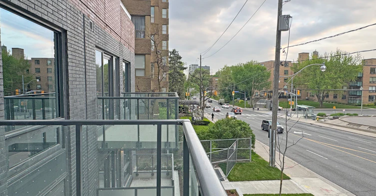 202-2525 Bathurst Street, Toronto, ON, M6B 2Y9 - 10