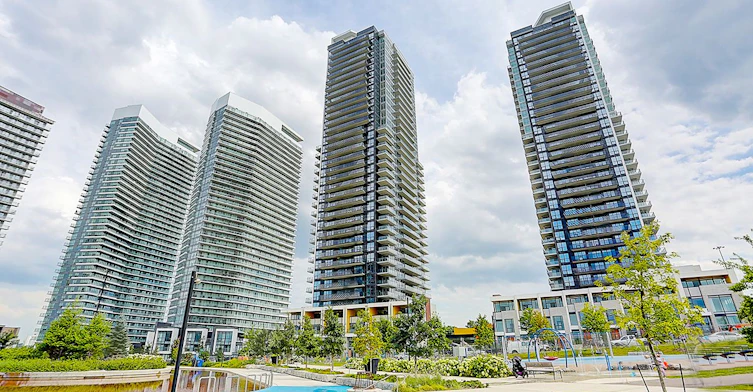 3203-95 Mcmahon Drive, Toronto, ON, M5K 0H2