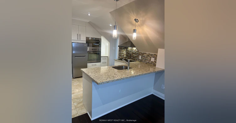 3-900 Avenue Road, Toronto, ON, M5P 2K6 - 6