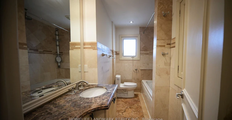 138 Newton Drive, Toronto, ON, M2M 2N3 - 18