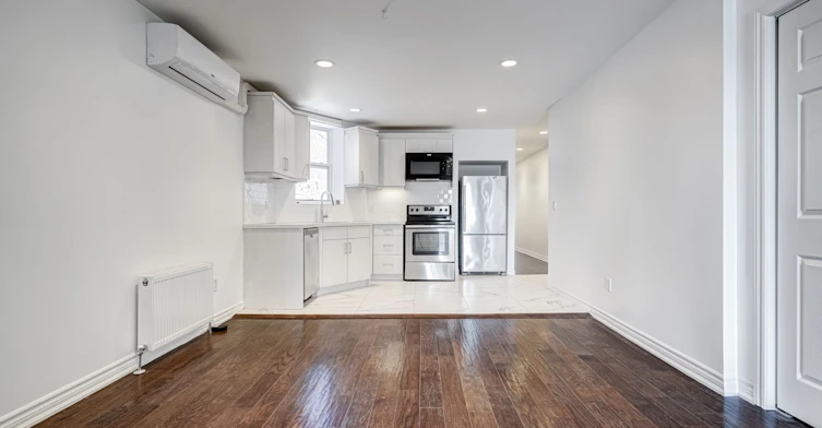 3rd Lvl-1116 College Street, Toronto, ON, M6H 1B5 - 2