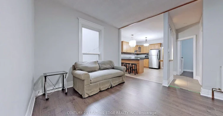 Main Level-233 Borden Street, Toronto, ON, M5S 2N5 - 5