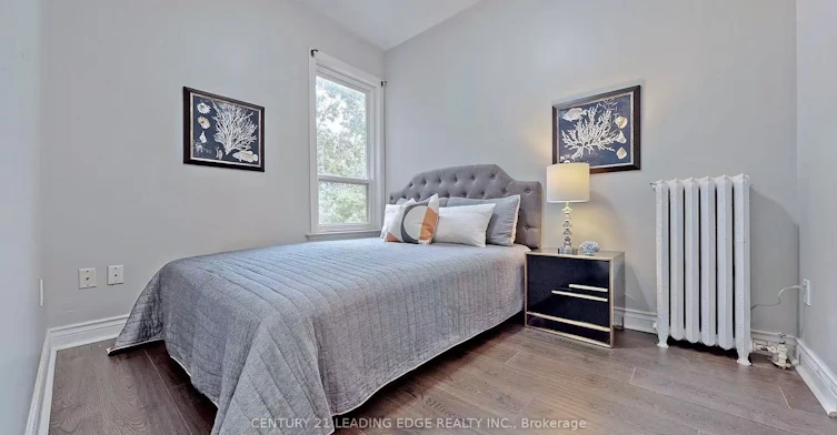 Main Level-233 Borden Street, Toronto, ON, M5S 2N5 - 10