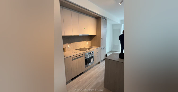 514-6 Greenbriar Road, Toronto, ON, M2K 0H6 - 10