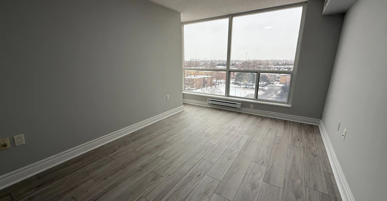 605-2 Neptune Drive, Toronto, ON, M6A 3E6 - 9