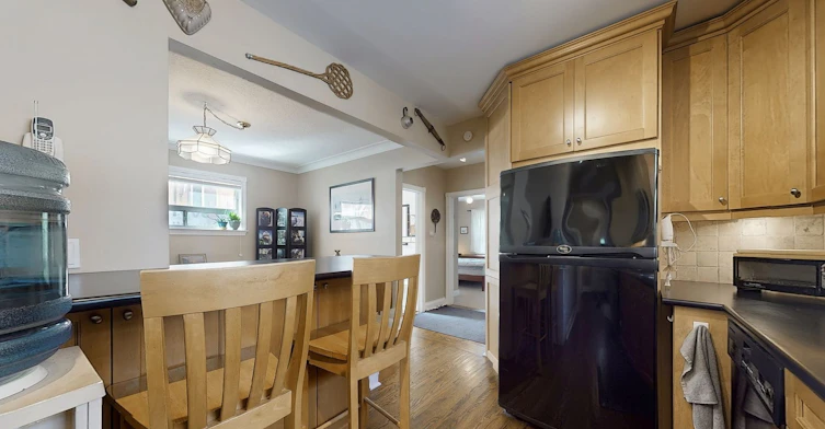 242 Joicey Boulevard, Toronto, ON, M5M 2V7 - 8