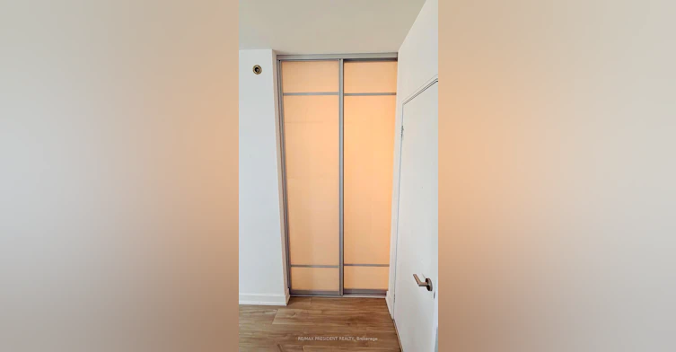 404W-27 Bathurst Street, Toronto, ON, M5V 0R1 - 20