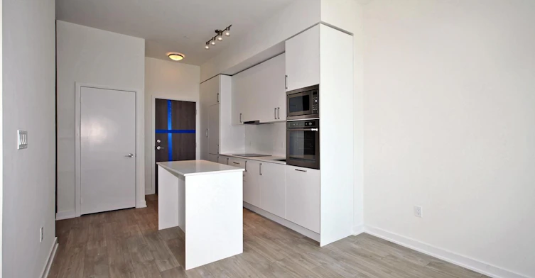 404W-27 Bathurst Street, Toronto, ON, M5V 0R1 - 4