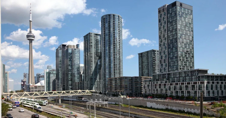 404W-27 Bathurst Street, Toronto, ON, M5V 0R1 - 26