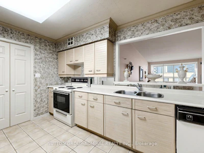 610-30 Greenfield Avenue - 5