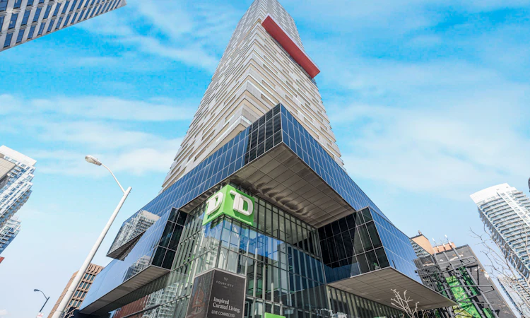 1108-8 Eglinton Avenue