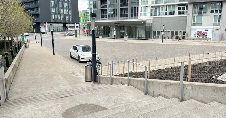 1109-75 Queens Wharf Road, Toronto, ON, M5V 0J8 - 2
