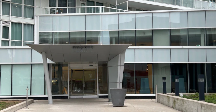 1109-75 Queens Wharf Road, Toronto, ON, M5V 0J8 - 3