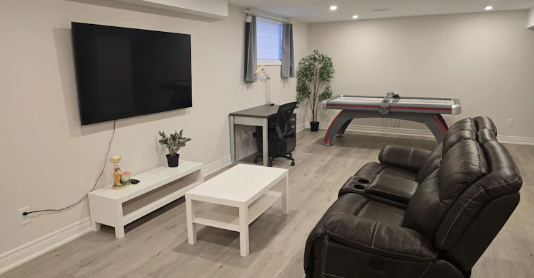 Unit B-17 Olsen Drive, Toronto, ON, M3A 3J1 - 8