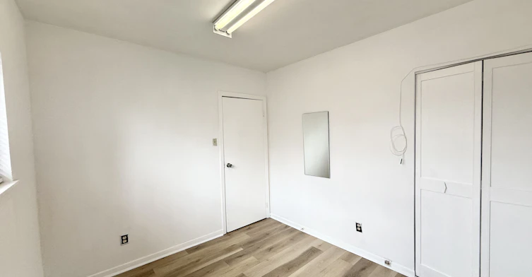 Upper-17 Regatta Crescent, Toronto, ON, M2R 2X7 - 18