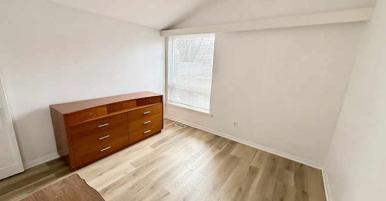 Upper-17 Regatta Crescent, Toronto, ON, M2R 2X7 - 9