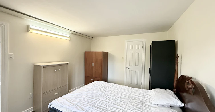 Back Unit-17 Regatta Crescent, Toronto, ON, M2R 2X7 - 7