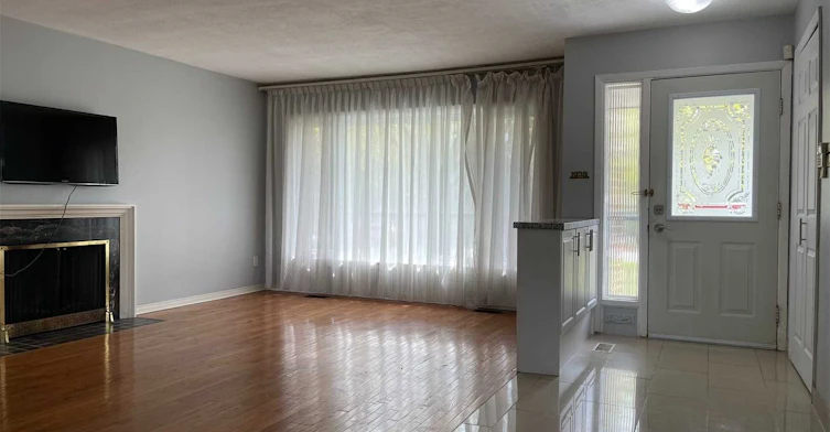 222 Cummer Avenue, Toronto, ON, M2M 2E7 - 2