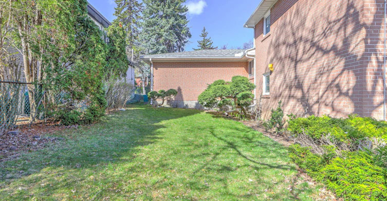 63 Hopperton Drive, Toronto, ON, M2L 2S7 - 23