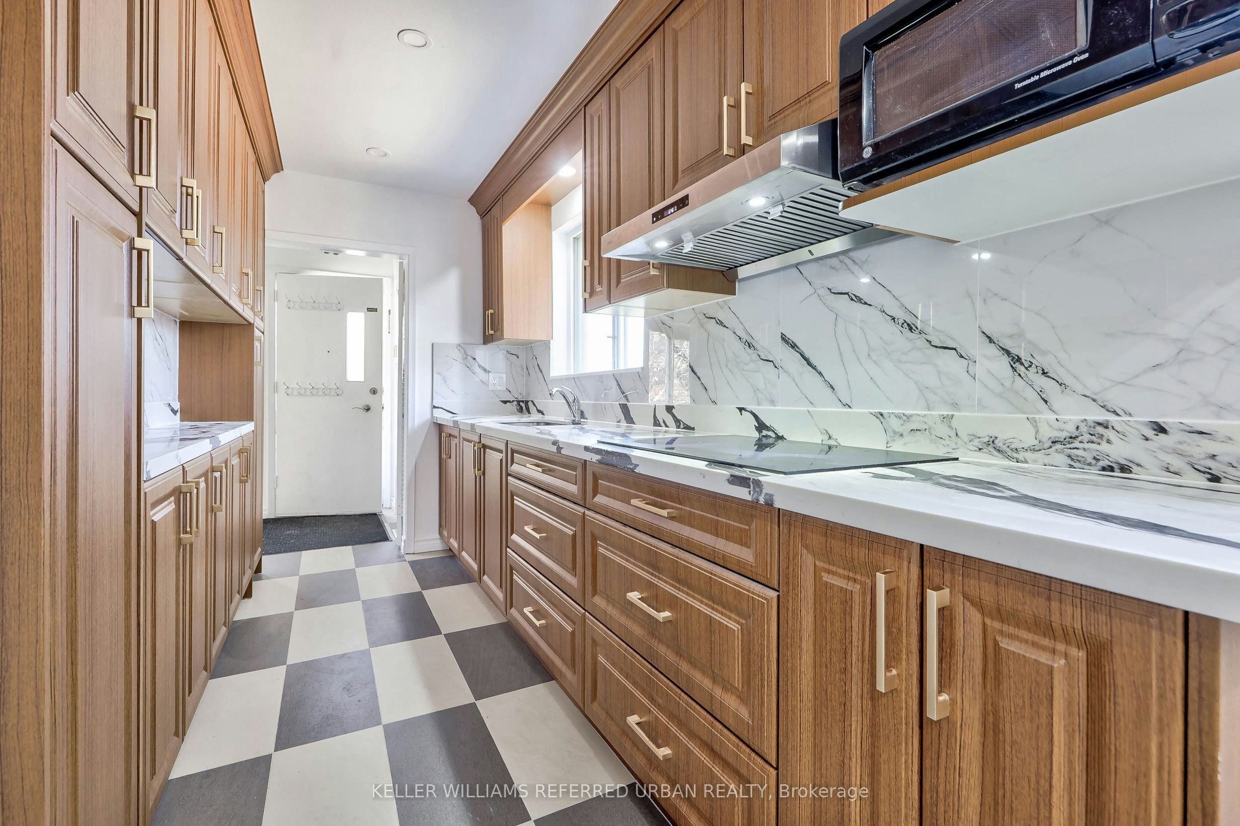 63 Hopperton Drive, Toronto, ON, M2L 2S7 - 7