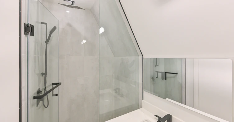Upper-997 Dufferin Street, Toronto, ON, M6H 4B2 - 15