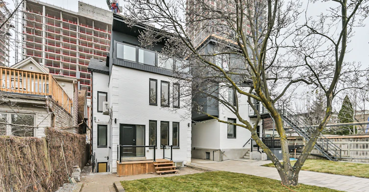 Upper-997 Dufferin Street, Toronto, ON, M6H 4B2 - 23