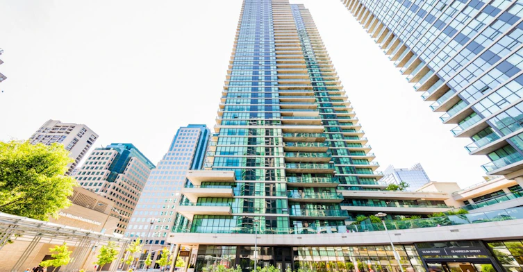 3213-33 Bay Street, Toronto, ON, M5J 2Z3