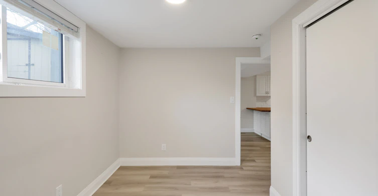 Lower-242 Acton Avenue, Toronto, ON, M3H 4J1 - 13