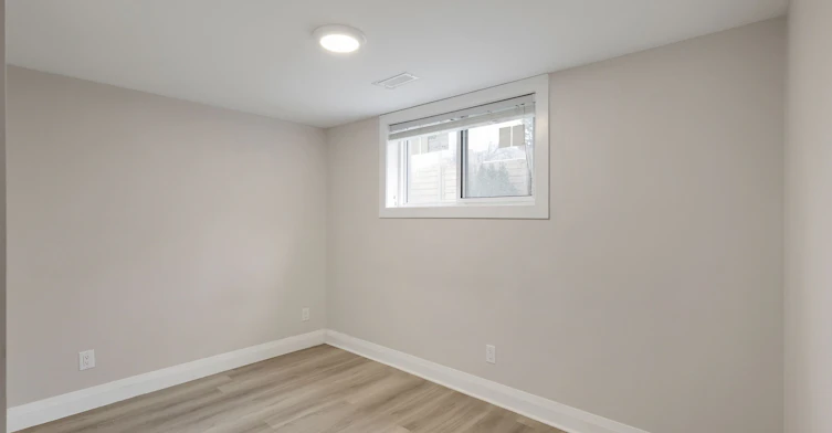 Lower-242 Acton Avenue, Toronto, ON, M3H 4J1 - 14