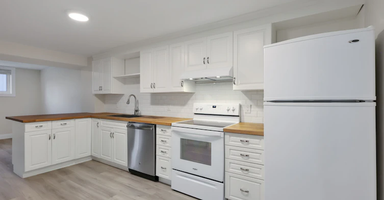 Lower-242 Acton Avenue, Toronto, ON, M3H 4J1 - 8