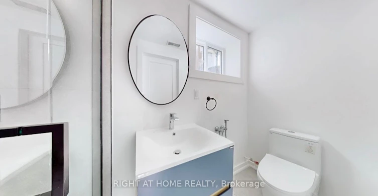 Basement/Studio-118 Clifton Avenue, Toronto, ON, M3H 4L3 - 6