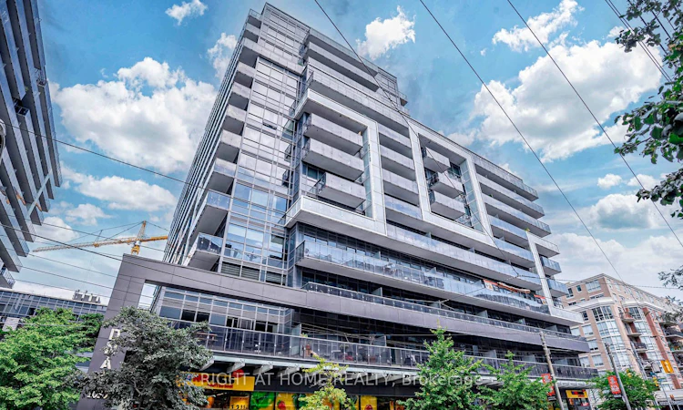 802-1030 King Street W