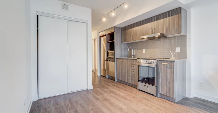 810-219 Dundas Street E, Toronto, ON, M5A 0V1 - 8