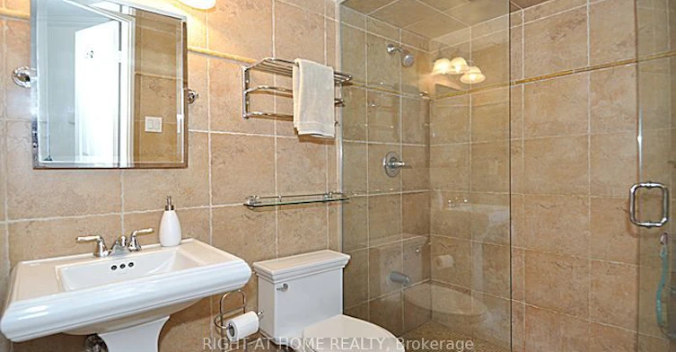 1405-280 Simcoe Street, Toronto, ON, M5T 2Y5 - 25