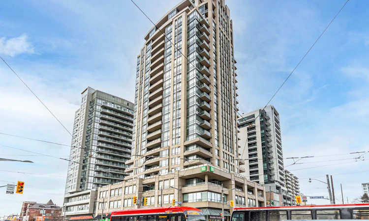 1607-500 St Clair Avenue W