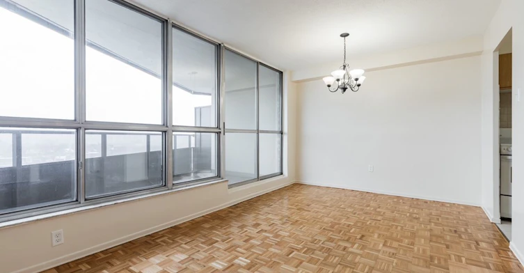 1602-21 Vaughan Road, Toronto, ON, M6G 2N2 - 3