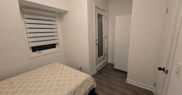 Room 5-9 Spruce Pines Crescent, Toronto, ON, M4A 0A9 - 3