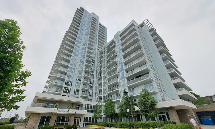 613-10 Deerlick Court