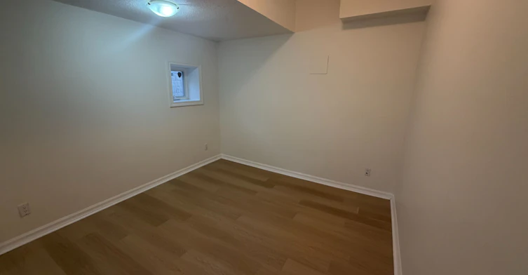 B-150 Kenwood Avenue, Toronto, ON, M6C 2S3 - 9