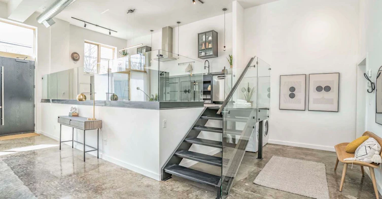 1-36 Geary Avenue, Toronto, ON, M6H 2B4 - 12