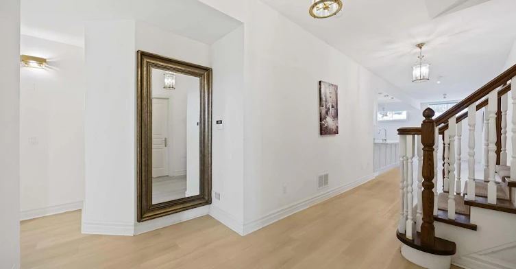 Lower-42 Cotswold Crescent, Toronto, ON, M2P 1N2 - 3