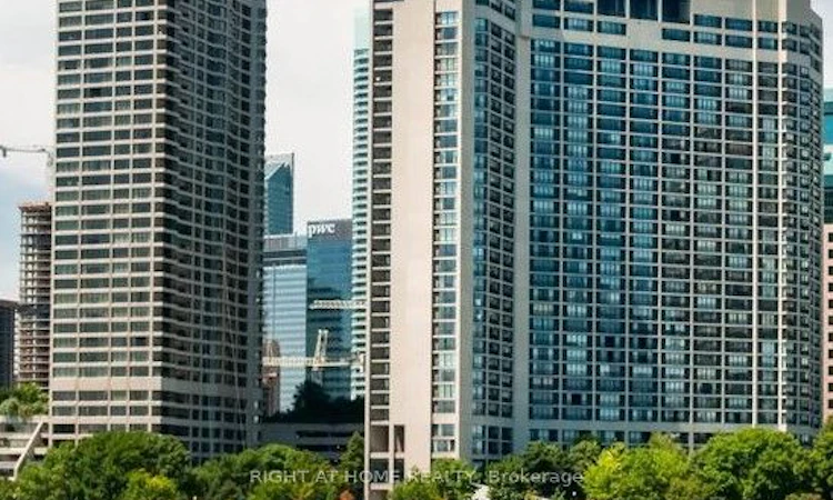 2803-33 Harbour Square